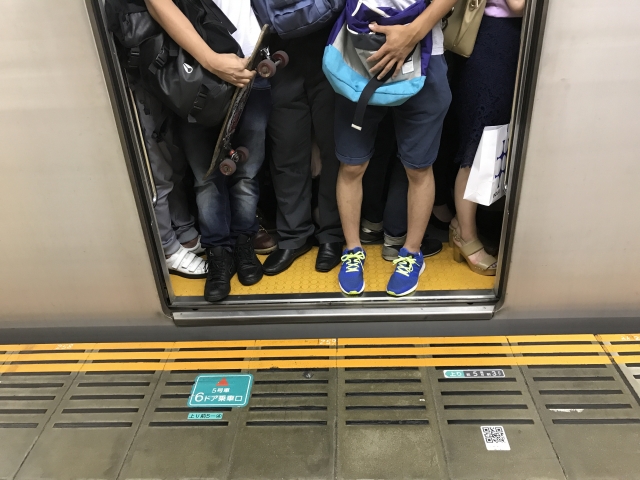 毎日の満員電車
